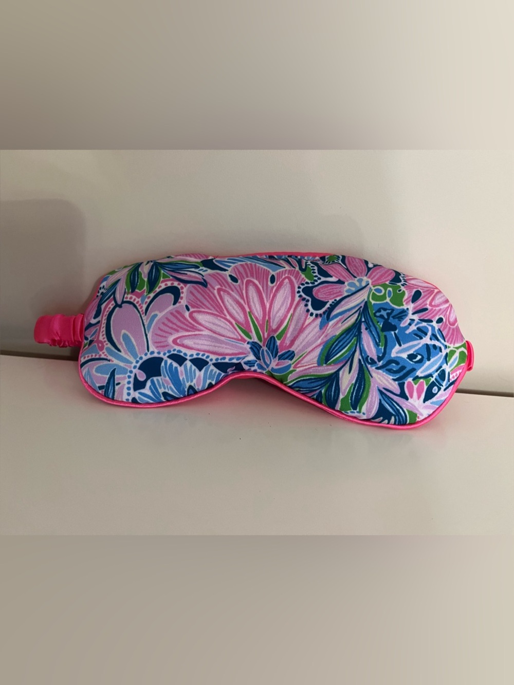 Lilly Pulitzer Floral Sleep Mask in Pink & Blue Silk